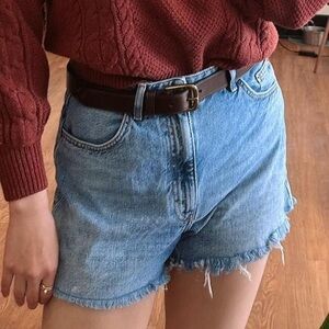 Topshop High Waisted Light Wash Denim Mom Shorts | Size: 8